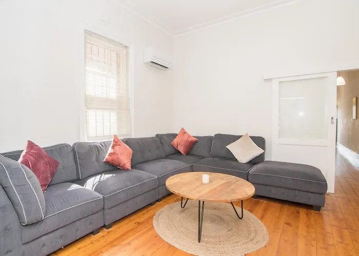 Melbourne Escape - Close To Cbd And Beach