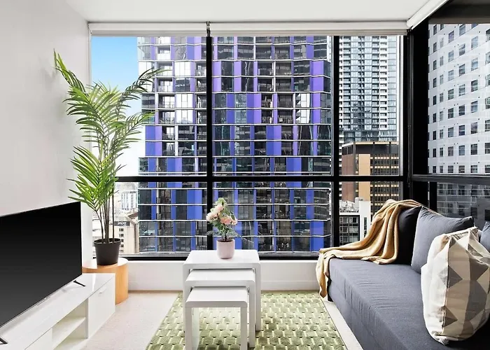 Modern 2Br Apt Next To Victoria Market City Views