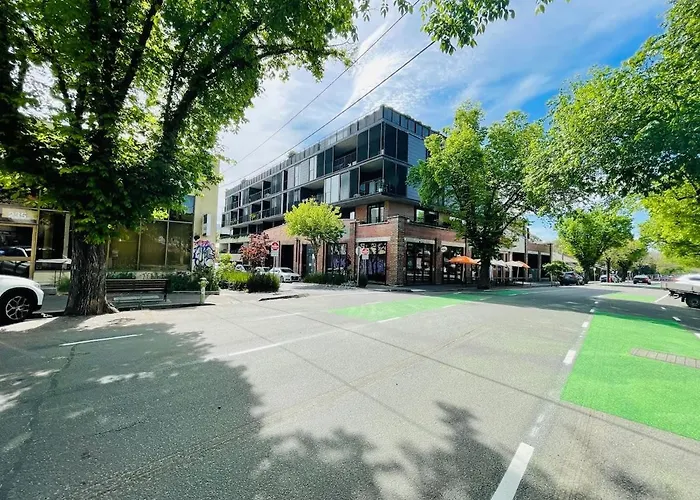 Modern Apartment In Flawless Fitzroy+Carpark