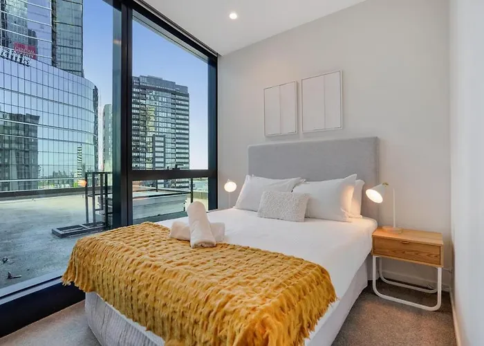 Australia 108 - Prestigious Southbank Level 14 Apt