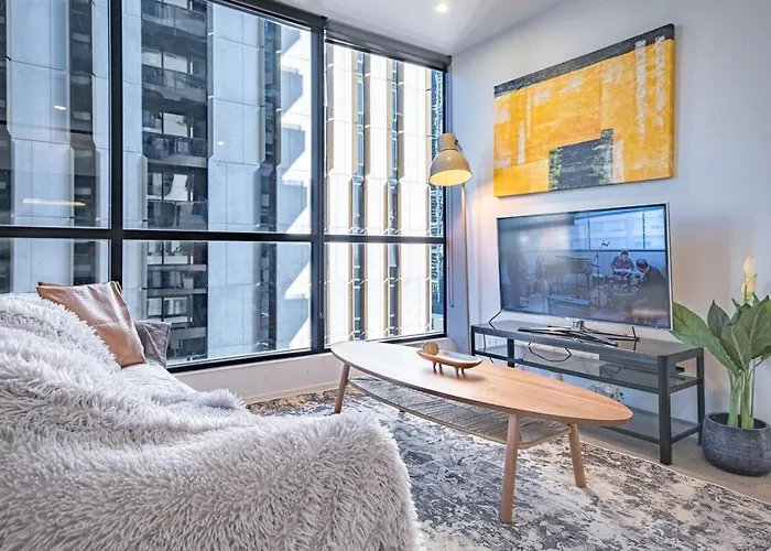 Lovely 2Br Apartment Balcony Wifi Cbd