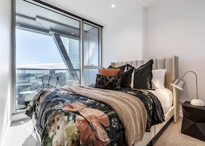 West Side Spencer St Apt W Marvel Stadium View