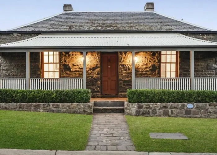 The Old Coach House C1850S Private Cottage
