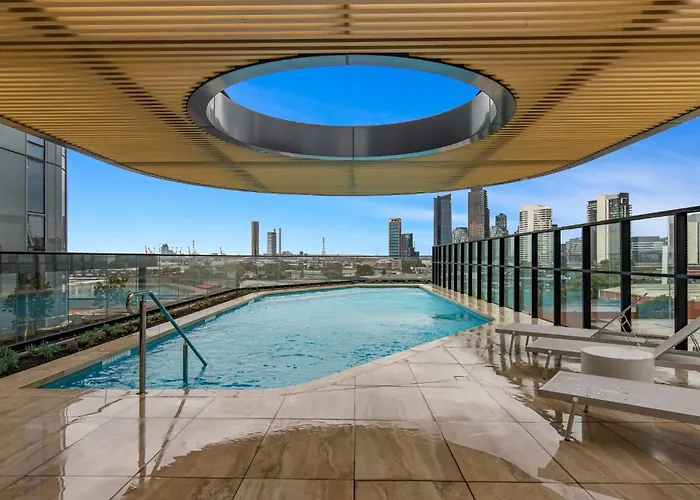 Southbank 1-Bed Resort With Study, Pool And Gym