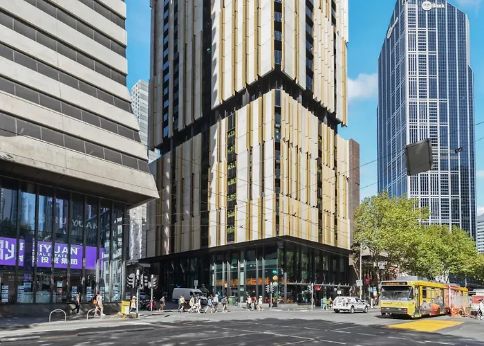 2 Bedroom Apartment In Melbourne Cbd