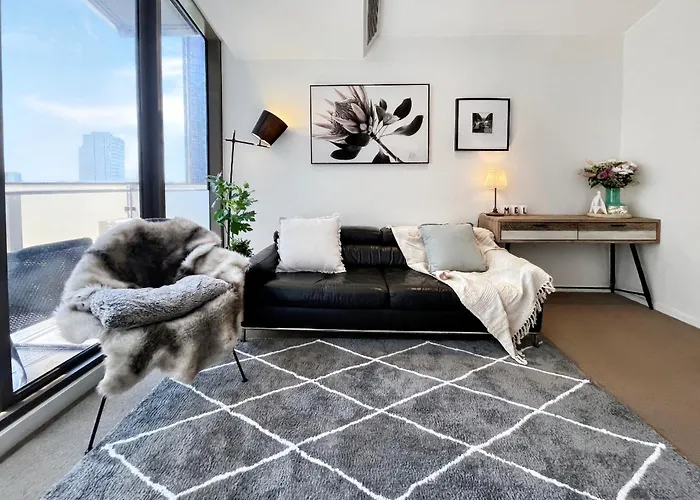 Cityside Retreat Southbank Charm