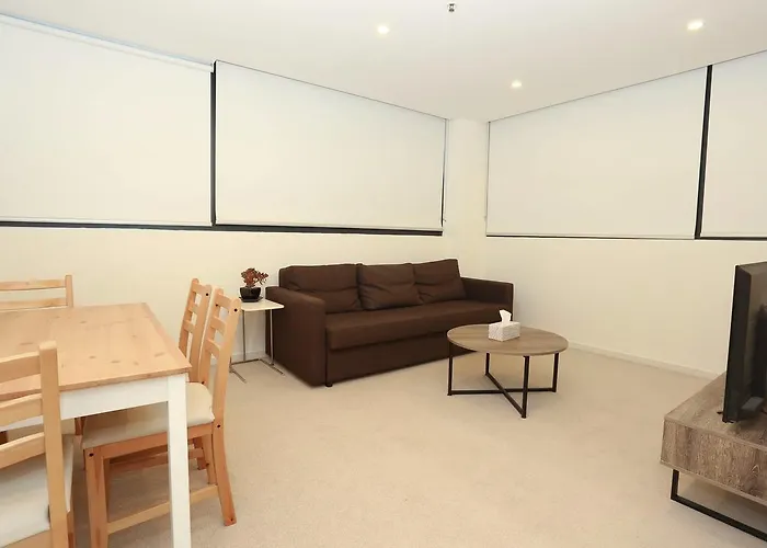 2 Bedrooms 2 Bathrooms Opposite Melbourne Central
