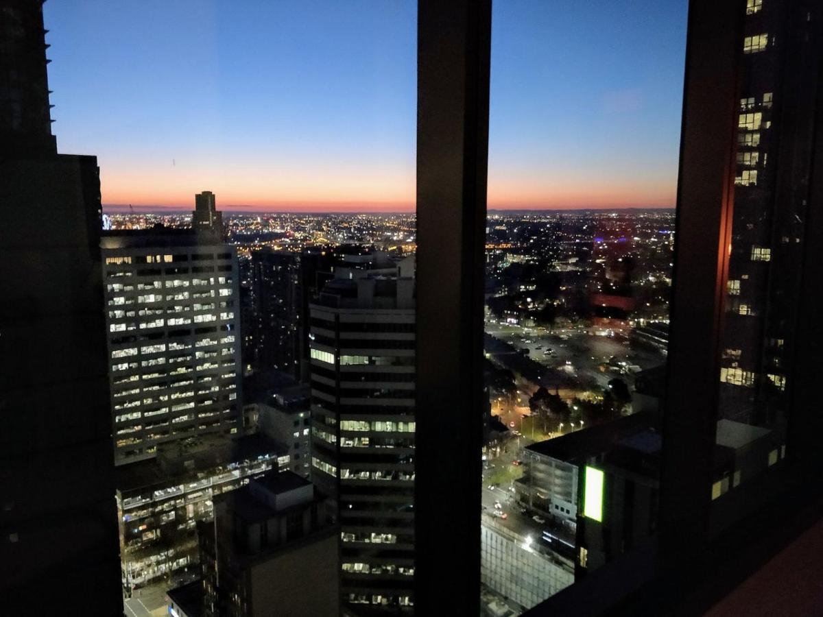 Eporo Tower Modern Cbd *