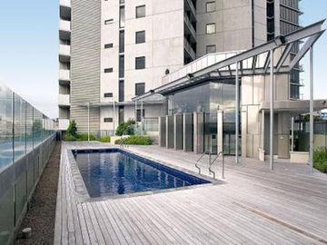 Domain - New Quay Docklands 4*
