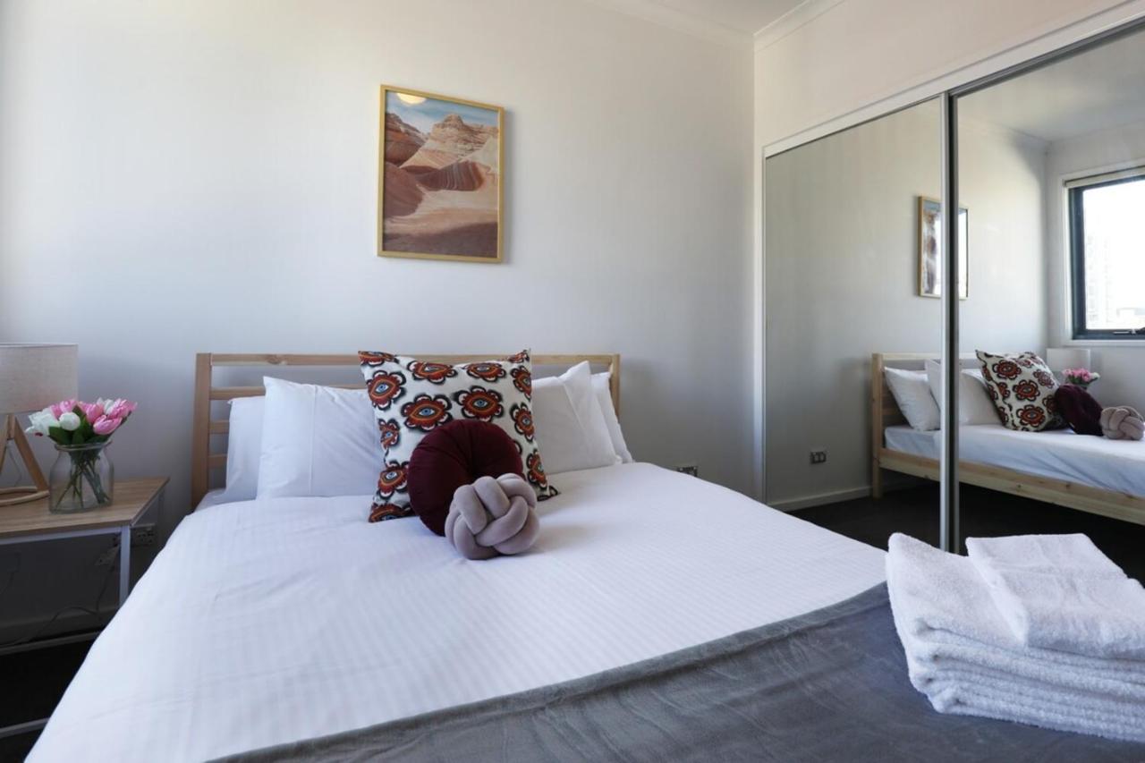 Extra Large 2 Bedroom In Melbournes Southbank * Melbourne