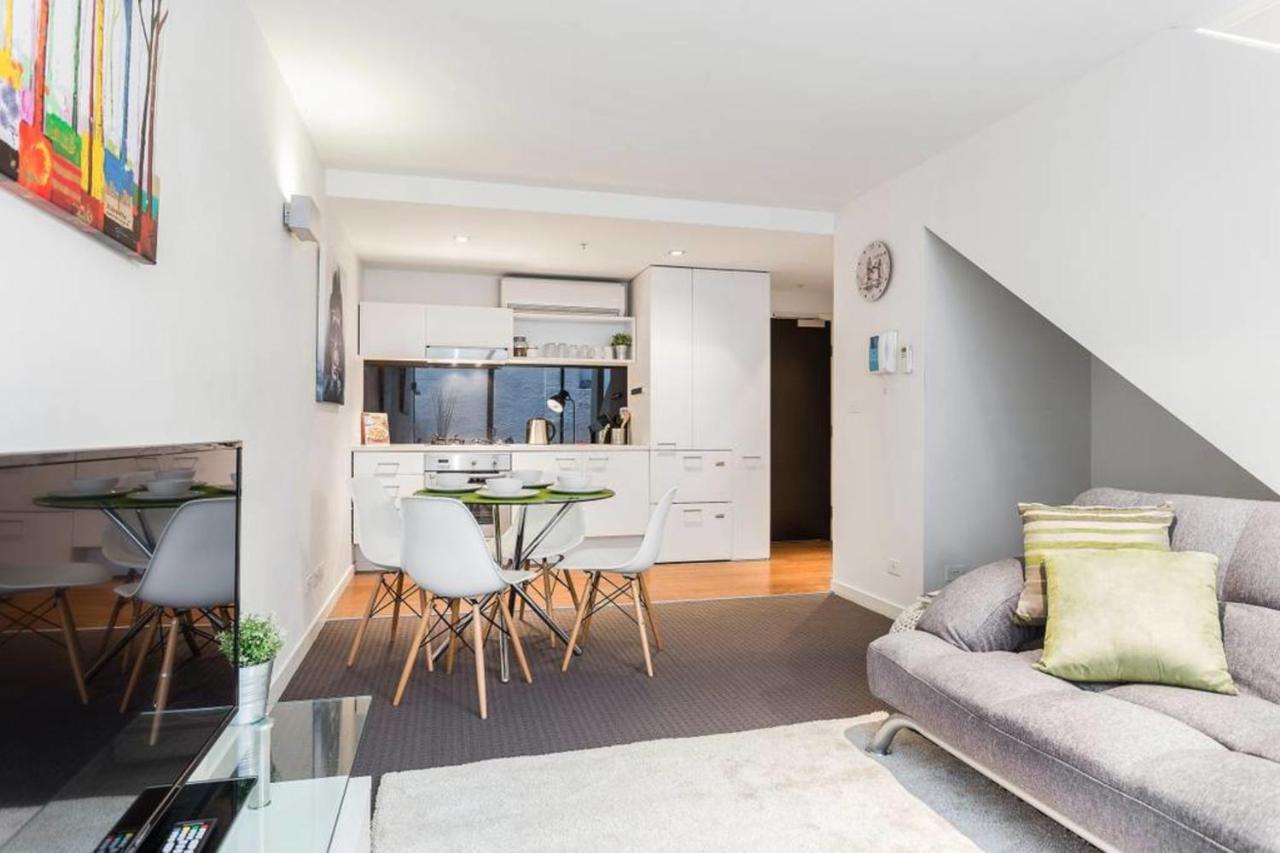 Apartment Complete Host Aqualuna Melbourne