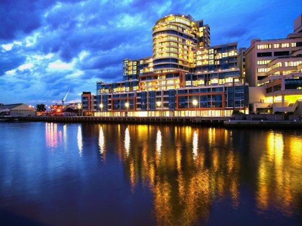 Aparthotel Flinders Wharf