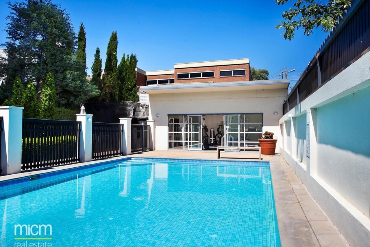 Extra Large 2 Bedroom In Melbournes Southbank *
