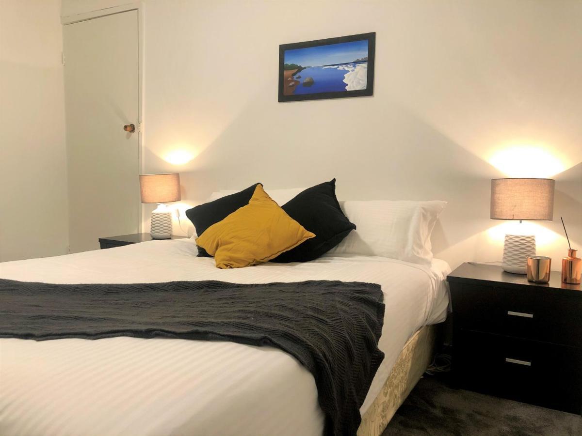 Holiday home Near Chadstone By Readyset *