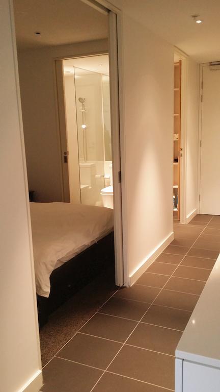 Guilfoyle Apartment *