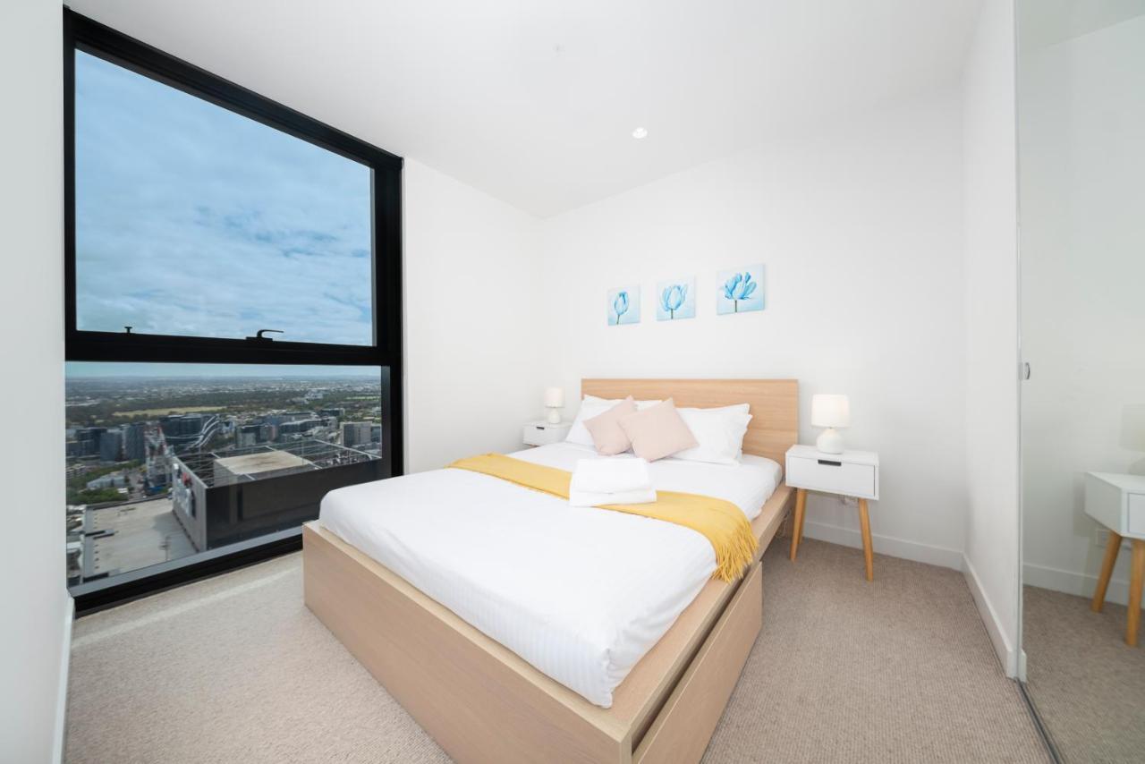 Eq Tower Modern Cbd *