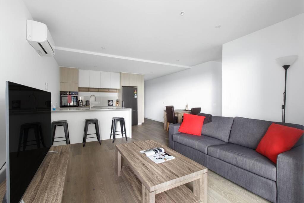 Style Living In The Heart Of Moonee Ponds Apartment