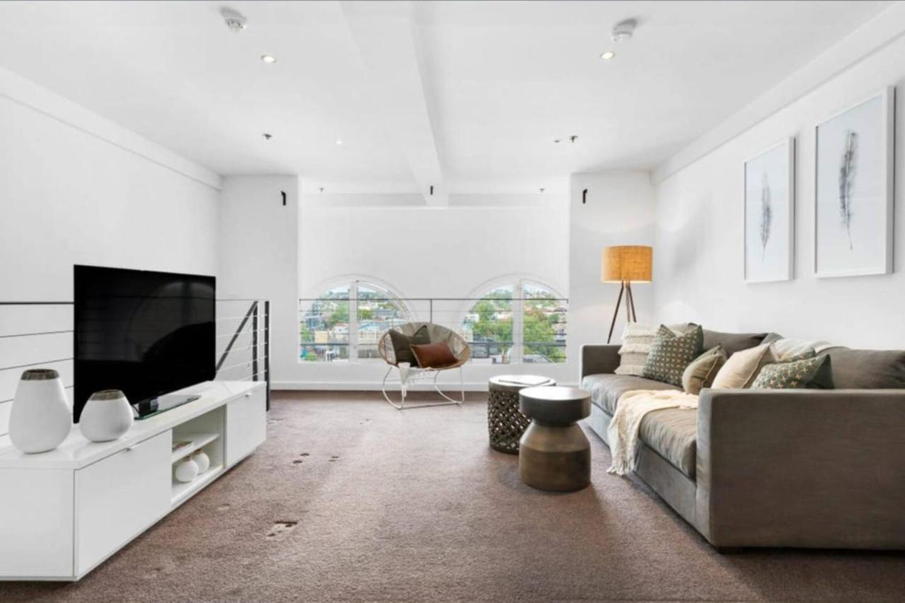 Light-filled Converted Warehouse 2 Bedroom In Prahran