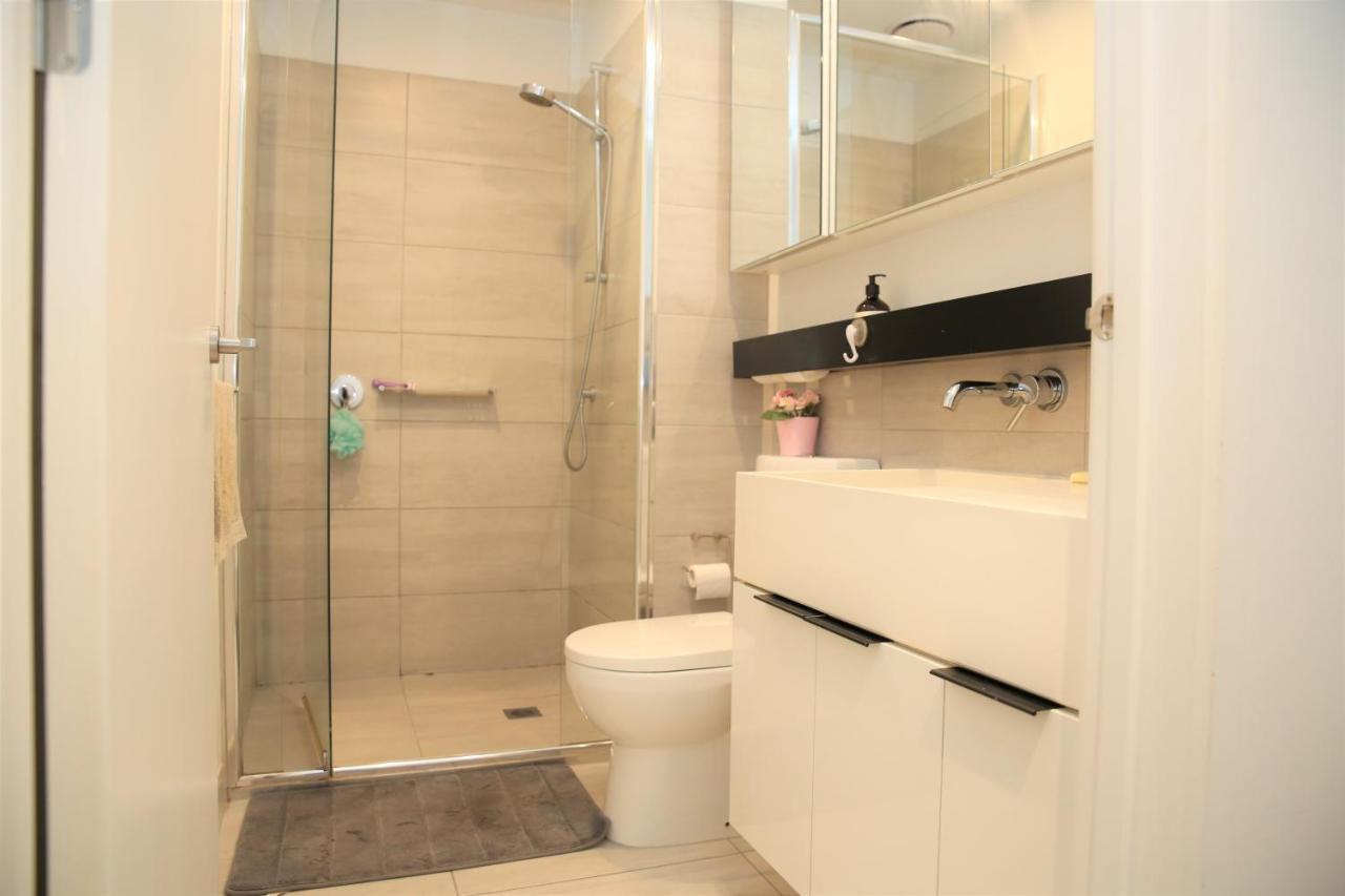 Leroy St Kilda Apartment Melbourne