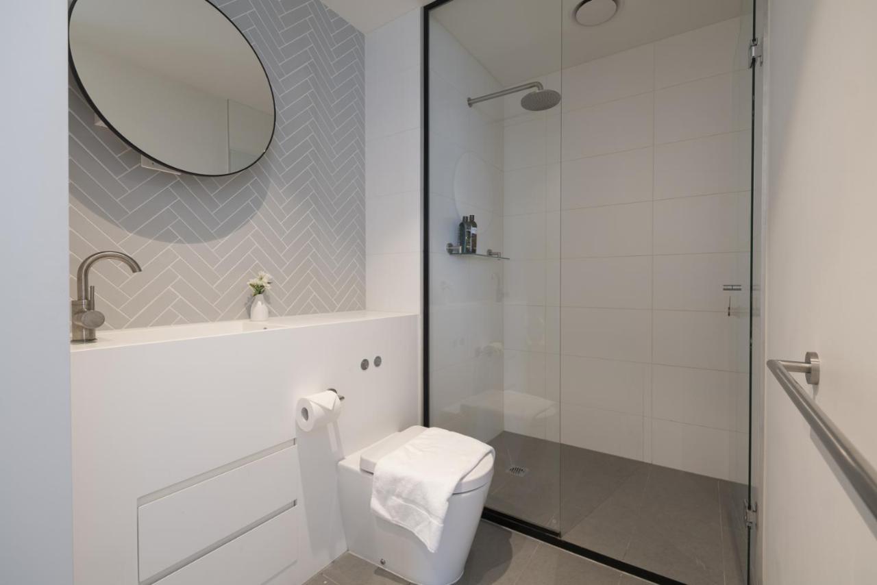 Eq Tower Modern Cbd Melbourne