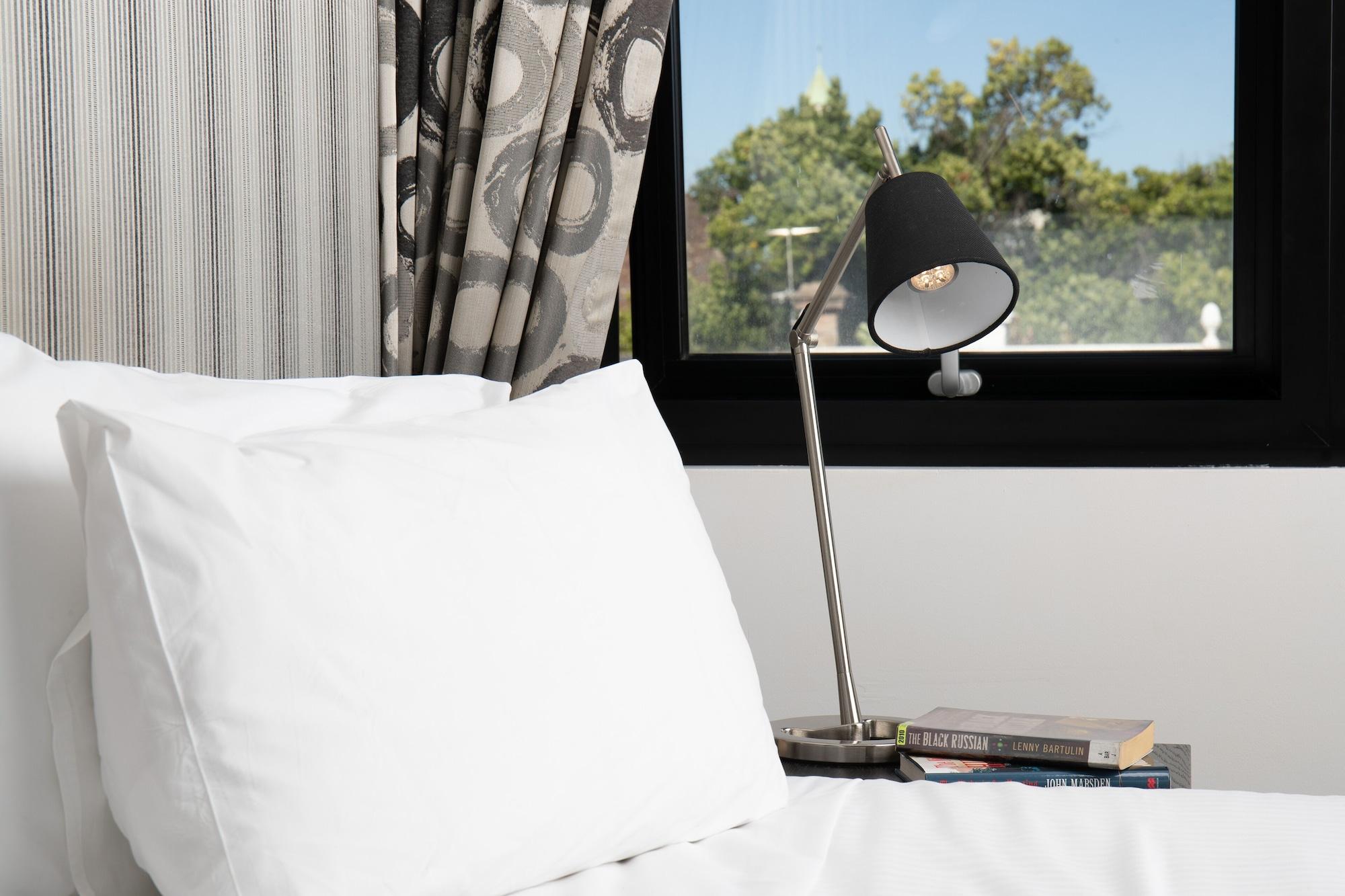 Hotel Comfort East 4*