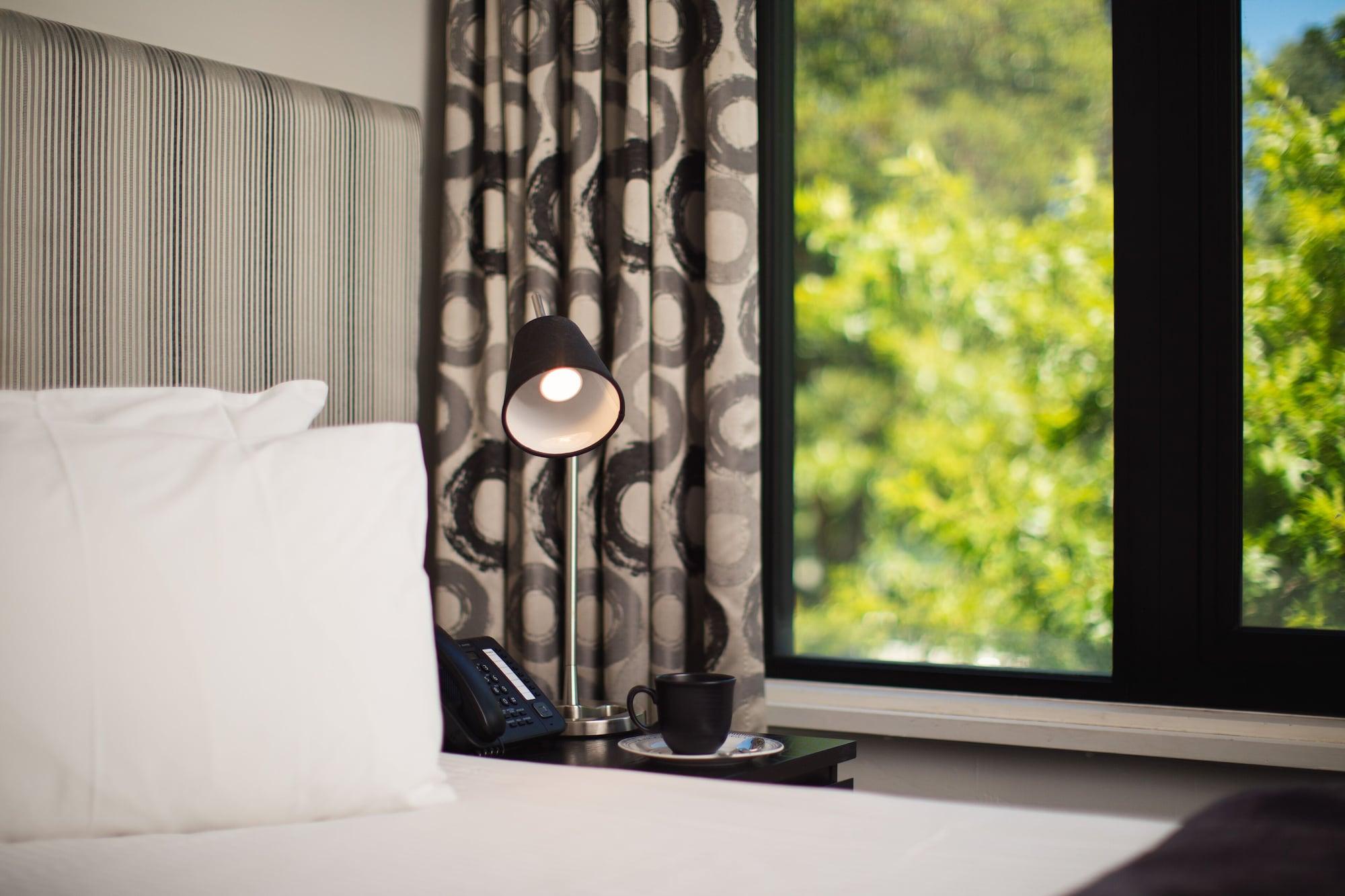 Hotel Comfort East 4*