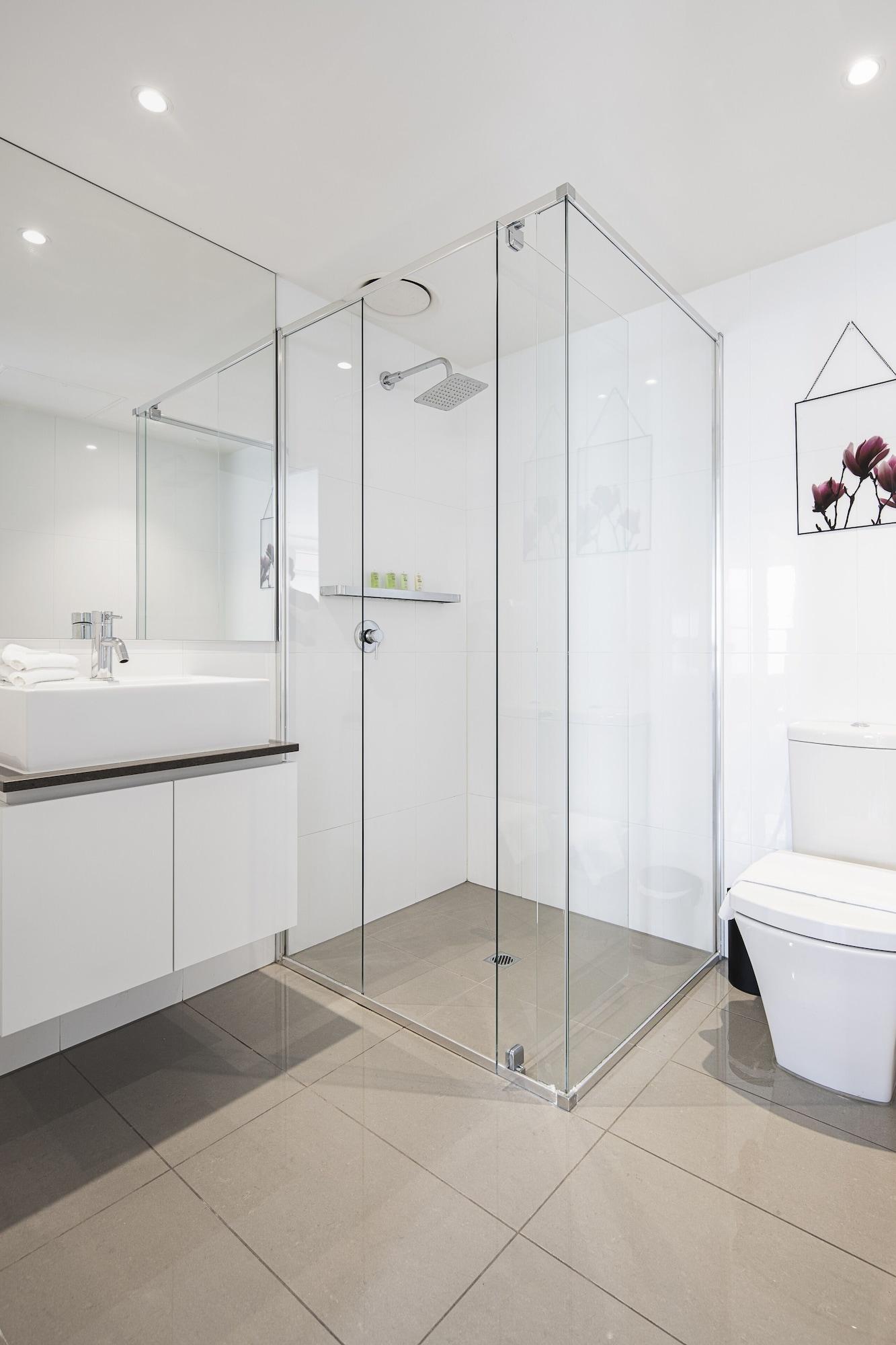Rnr Serviced North 4*