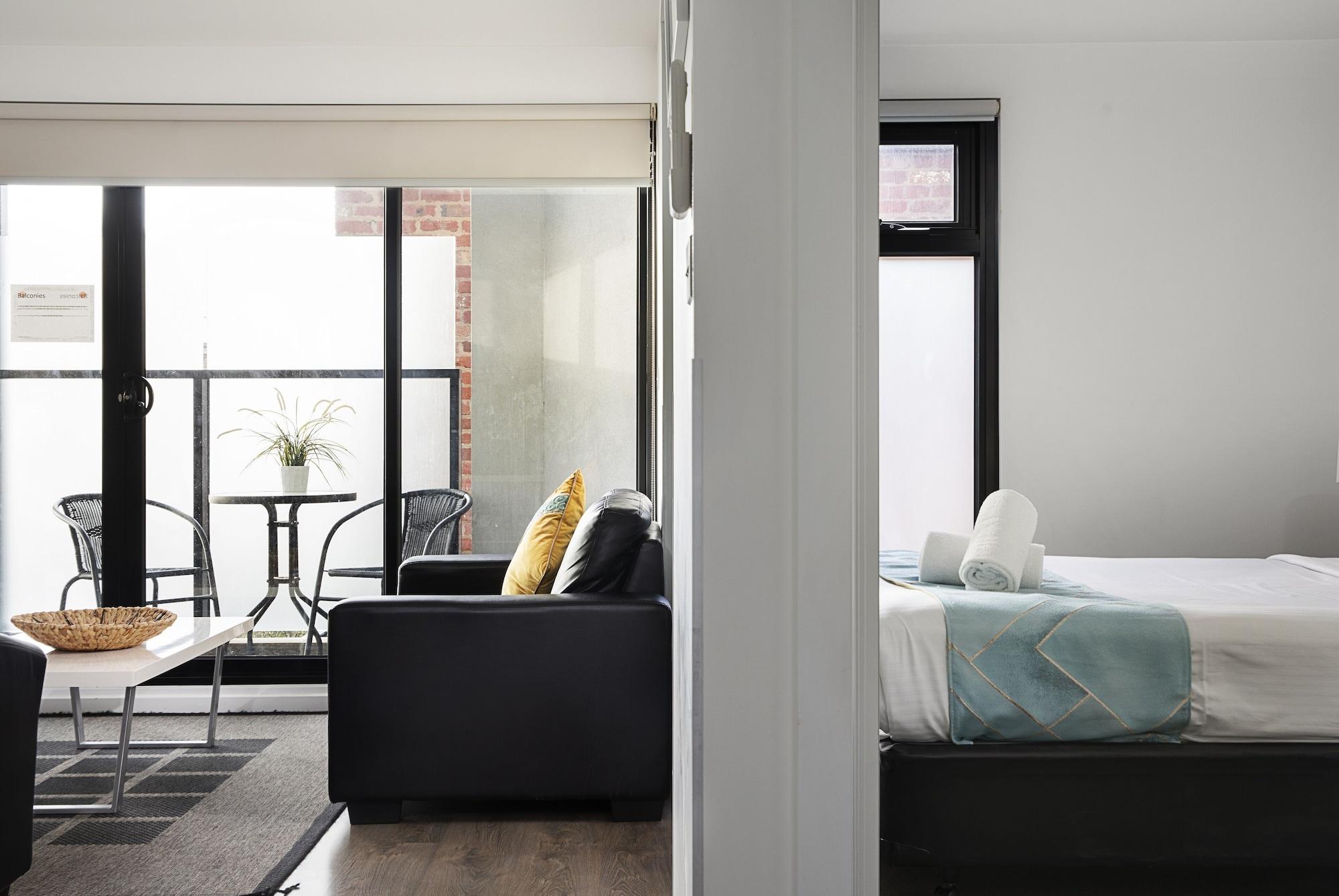 Rnr Serviced North 4* Melbourne