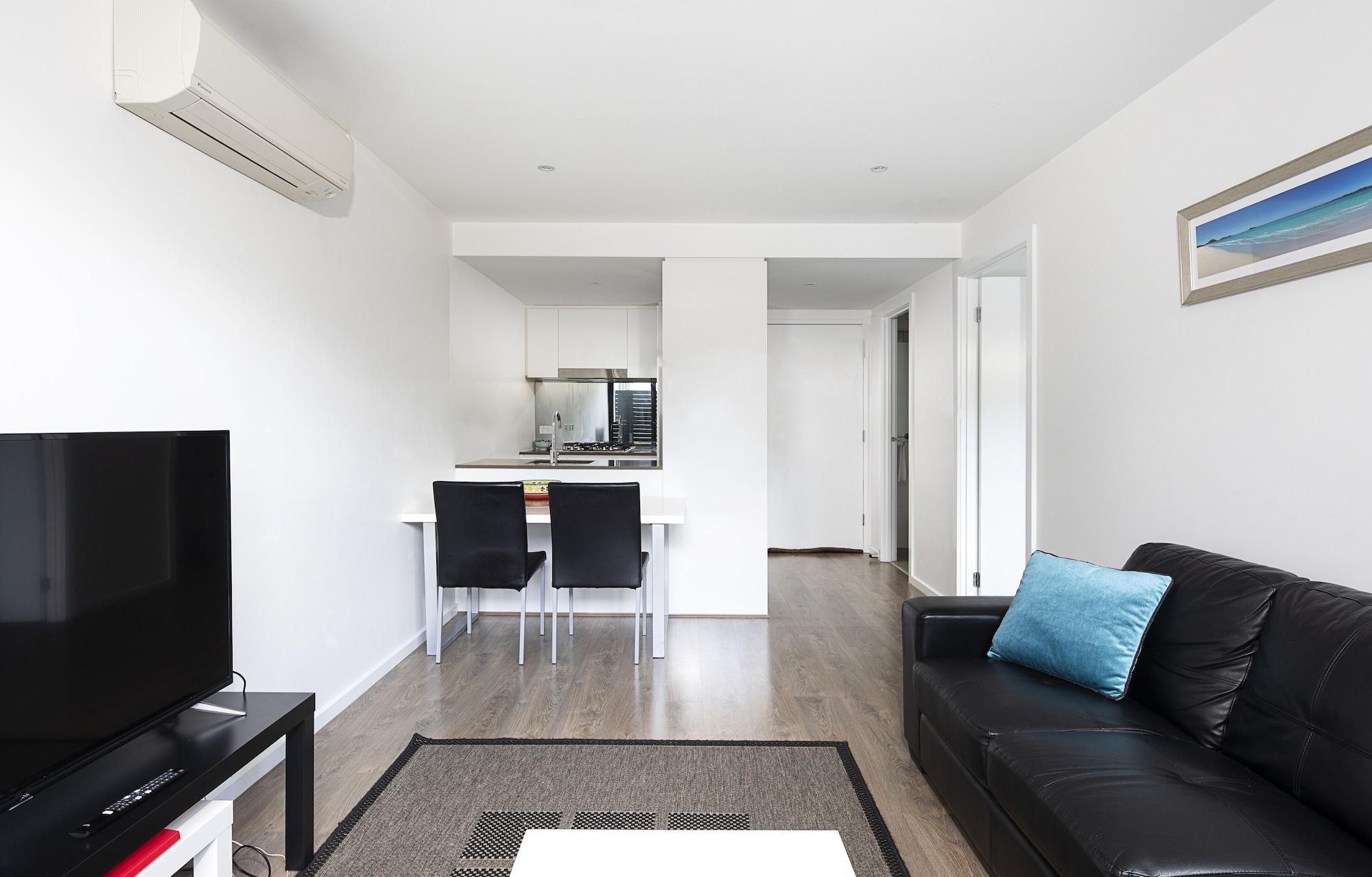 Aparthotel Rnr Serviced North 4*