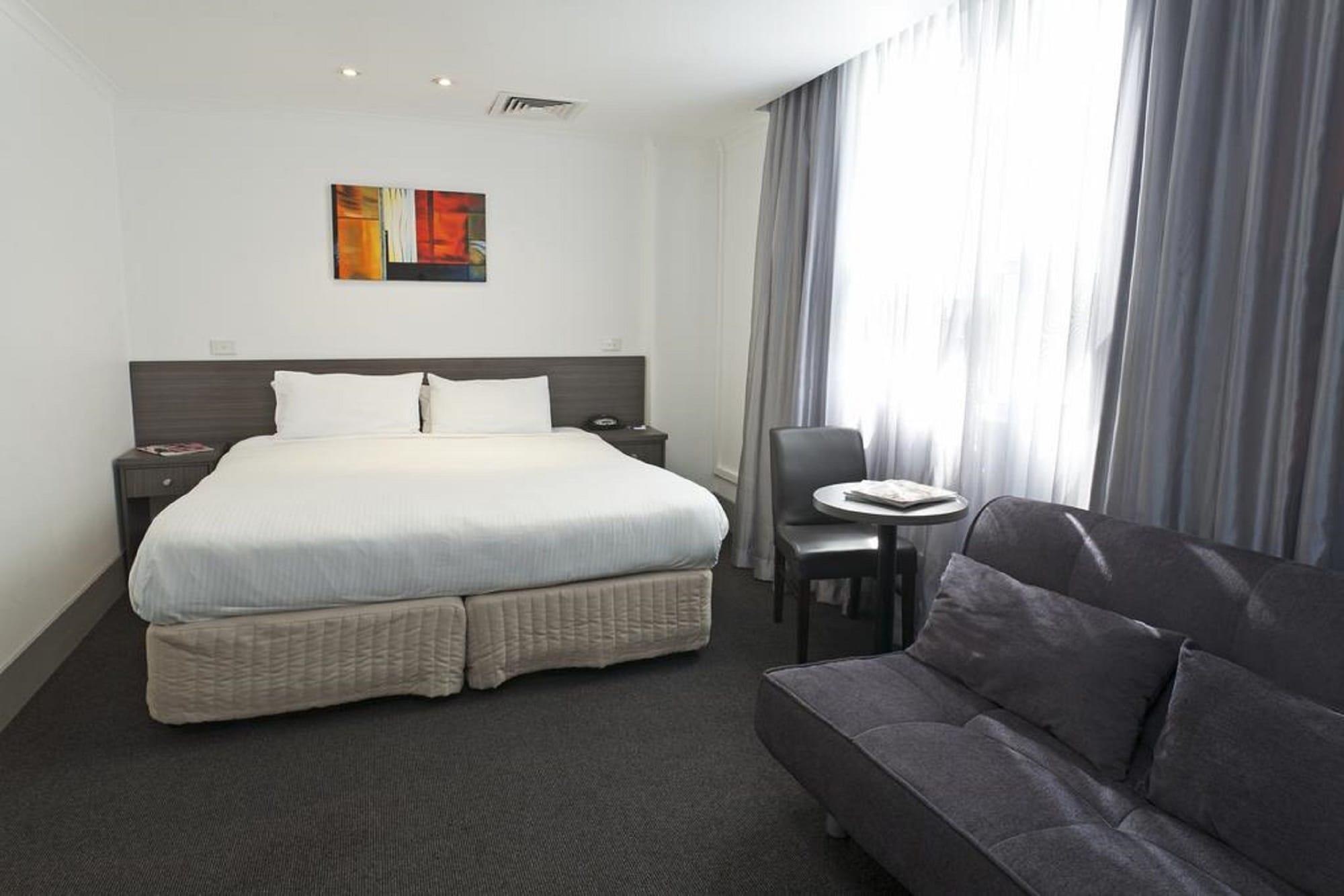 Causeway On The Mall Hotel