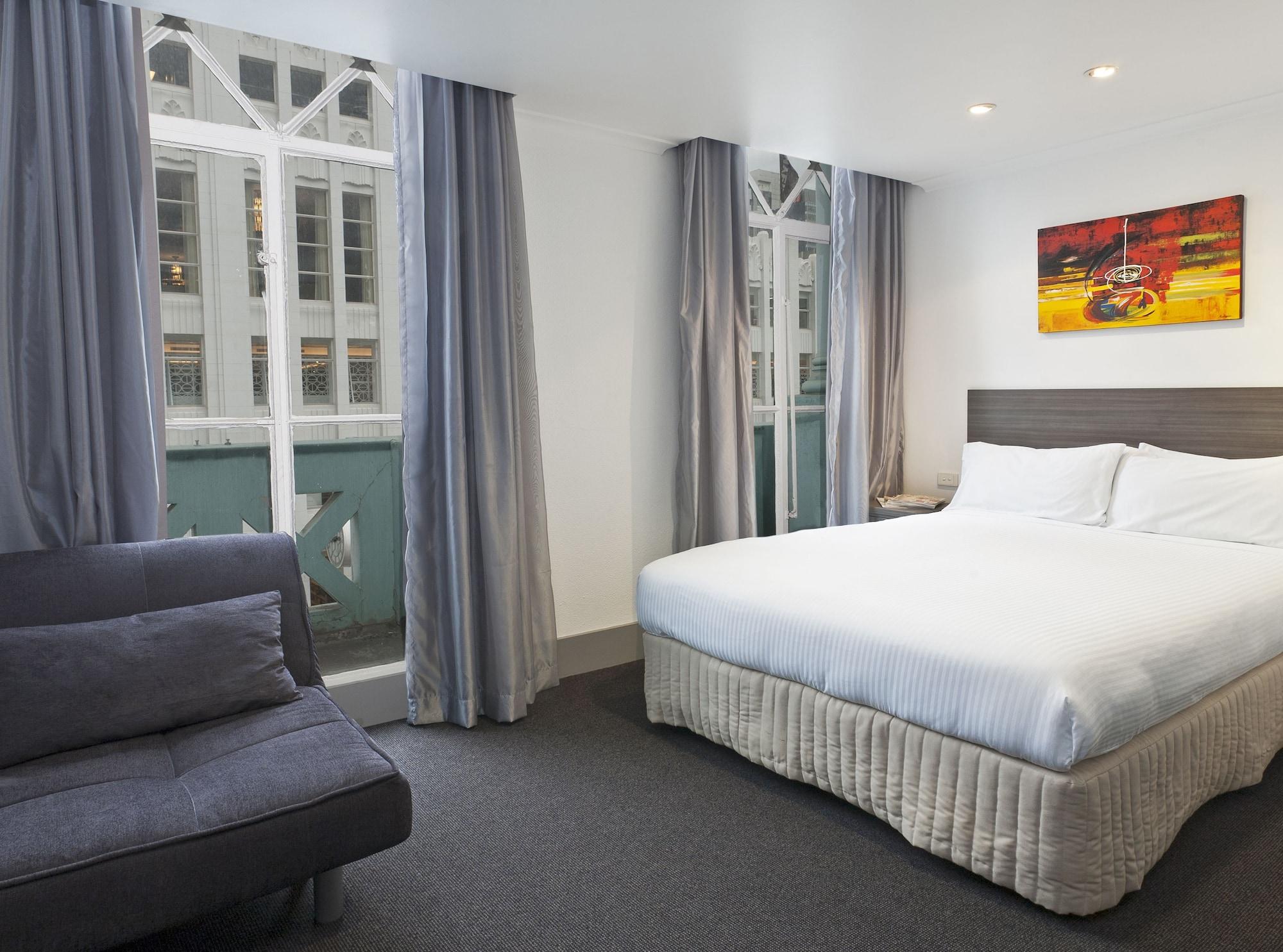 Hotel Causeway On The Mall 3*