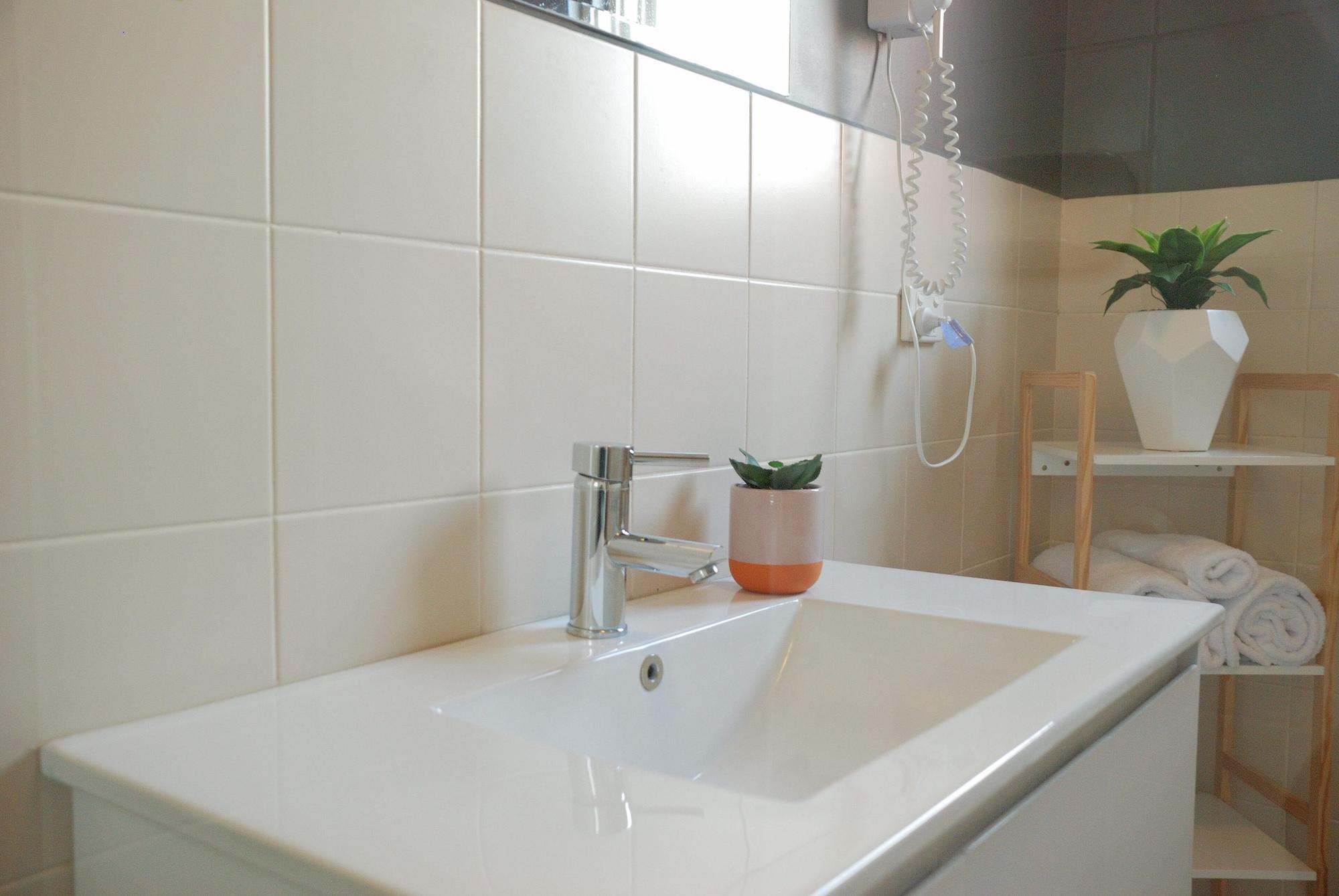 Hotel Brunswick Tower Melbourne