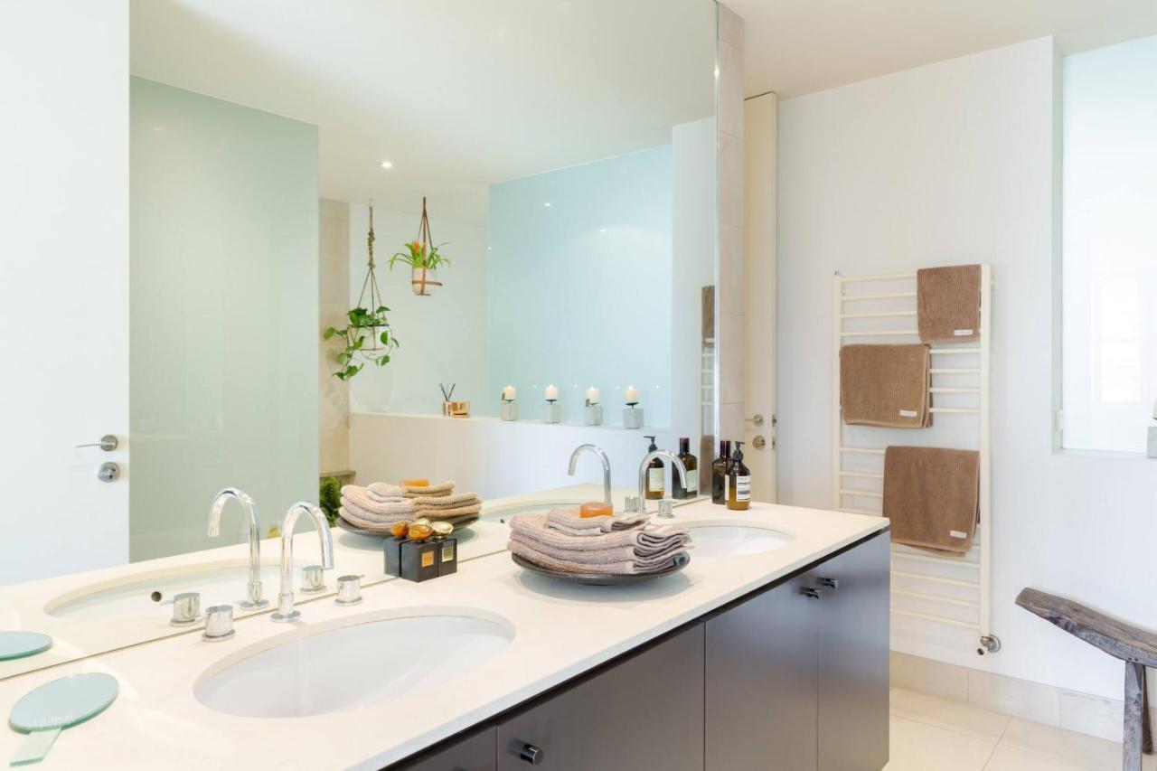 Architectural Home, Pool Oasis/ Steps From Trendy Chapel St. Villa *