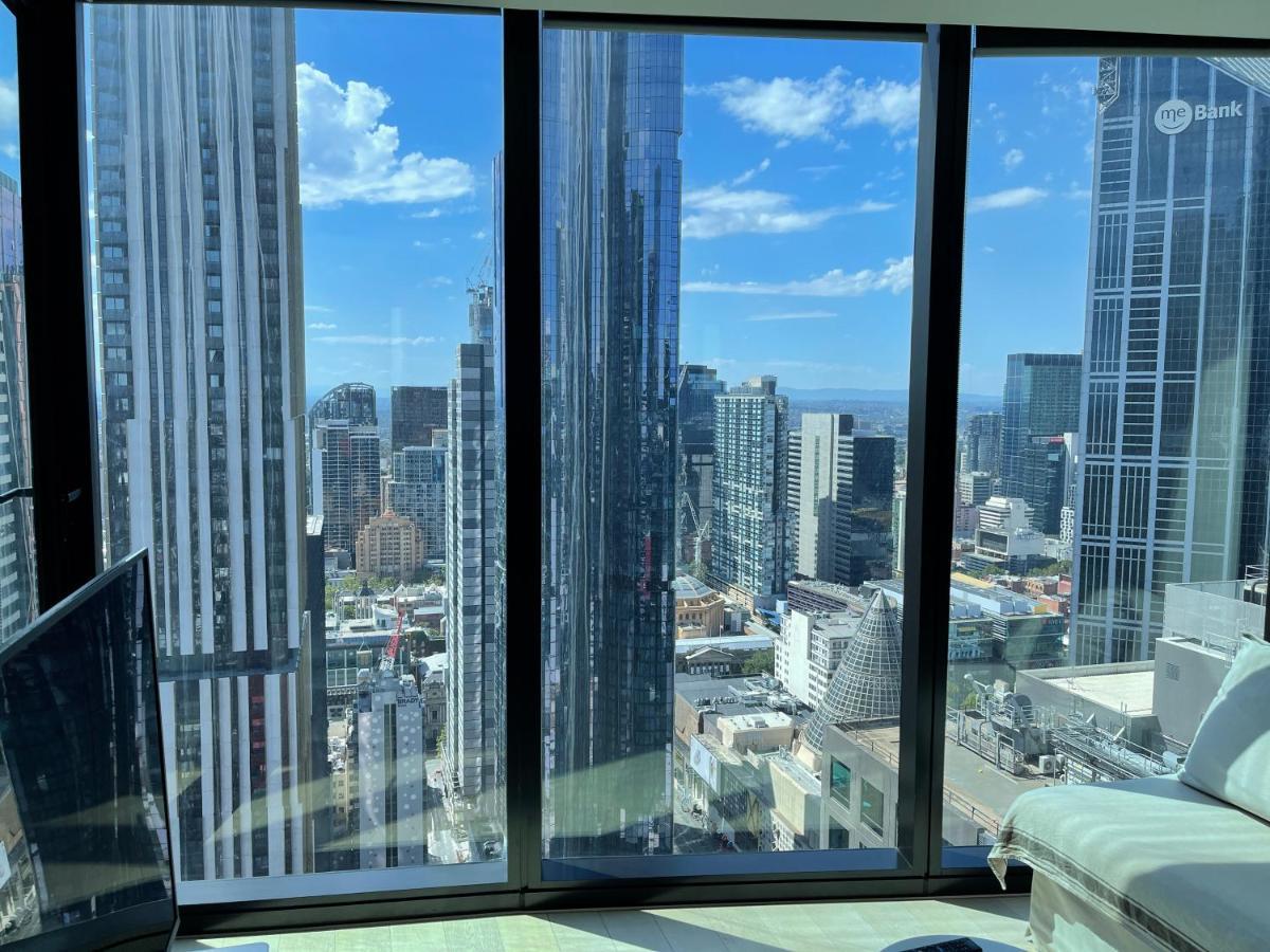Eq Tower Modern Cbd Apartment Melbourne