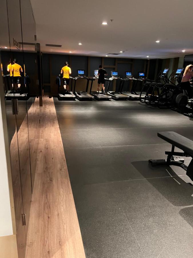 Wsp Luxury 2b2b In Cbd With Free Parking Apartment