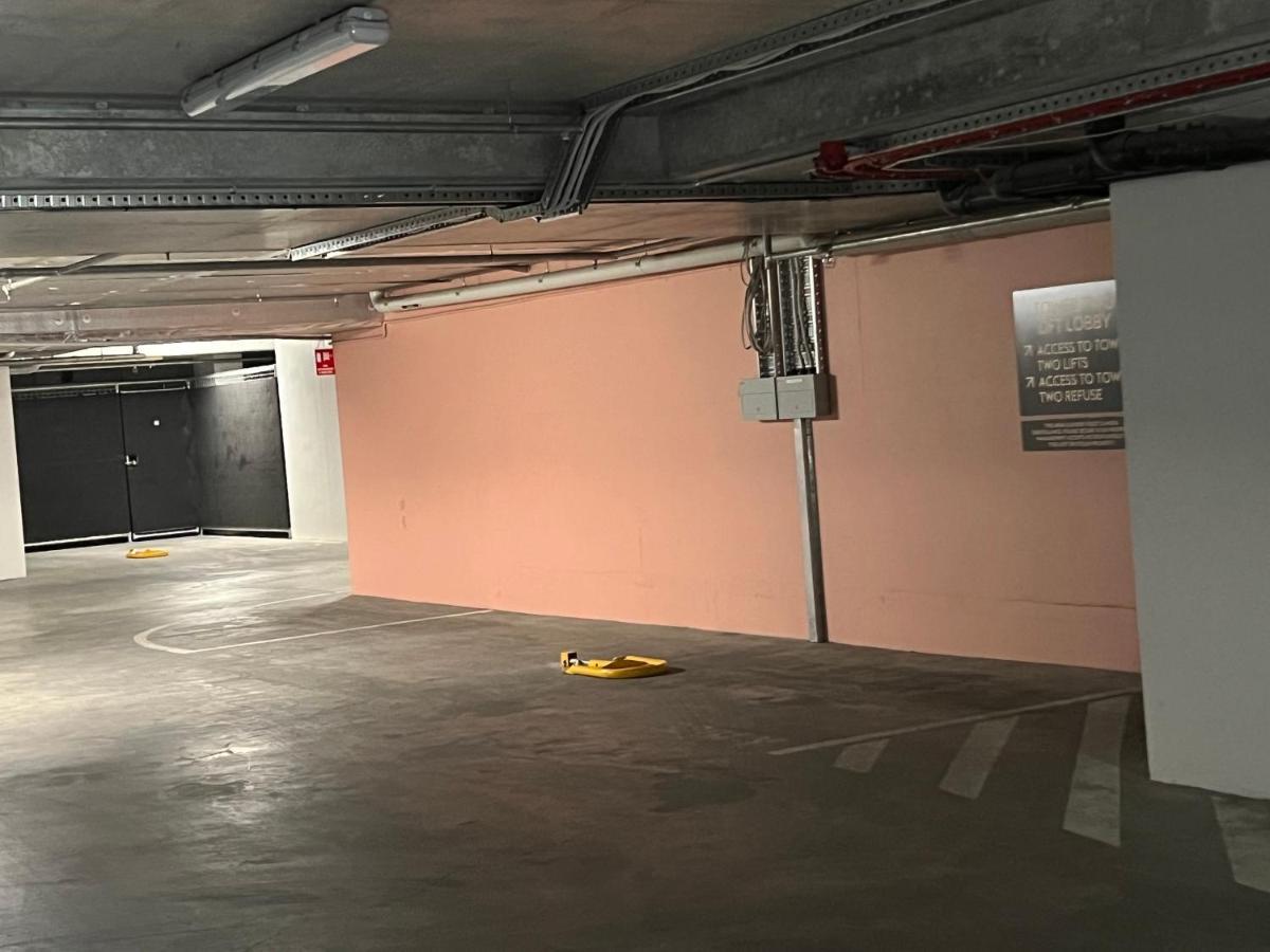 Wsp Luxury 2b2b In Cbd With Free Parking