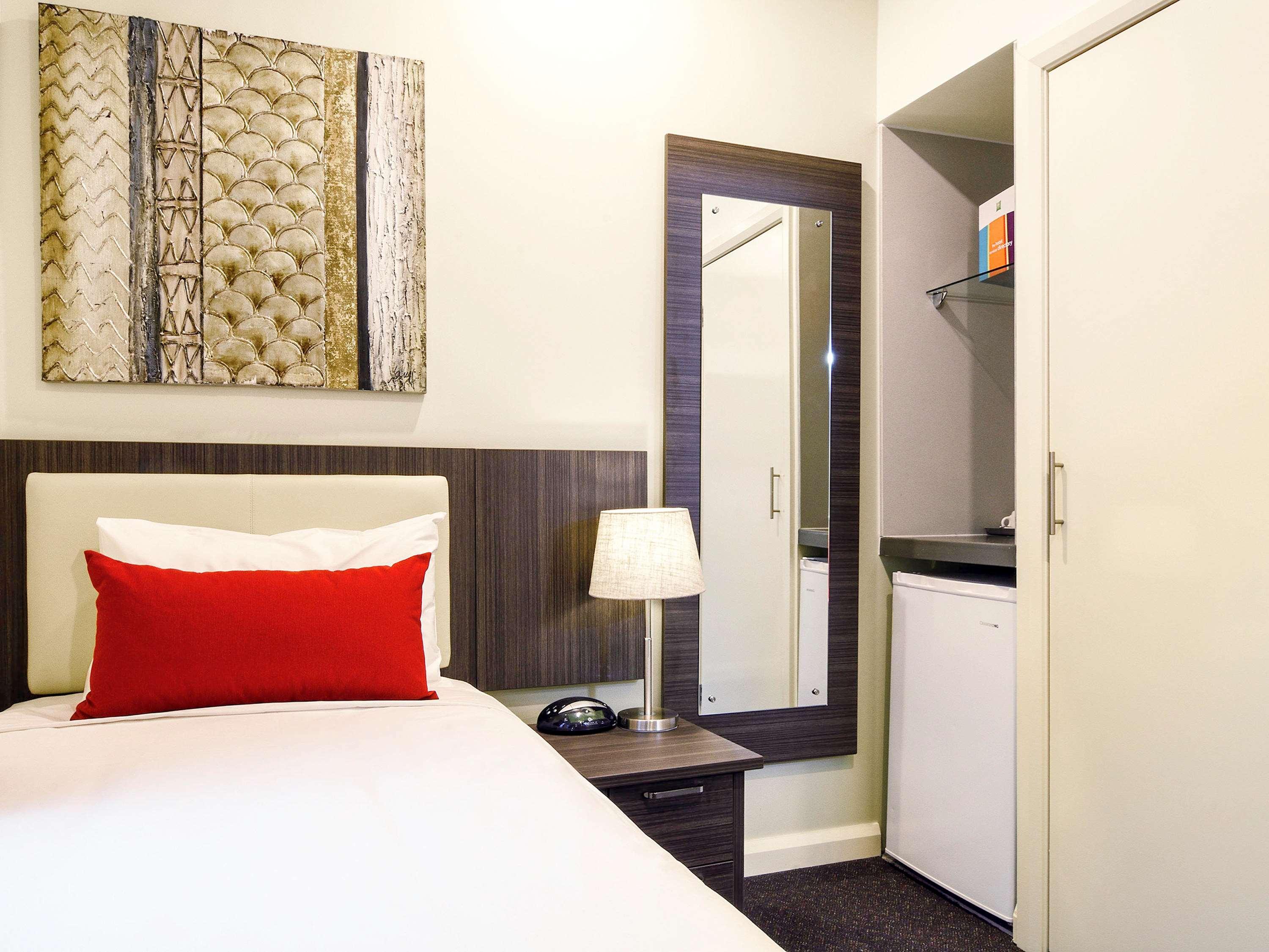 Ibis Styles Kingsgate Melbourne
