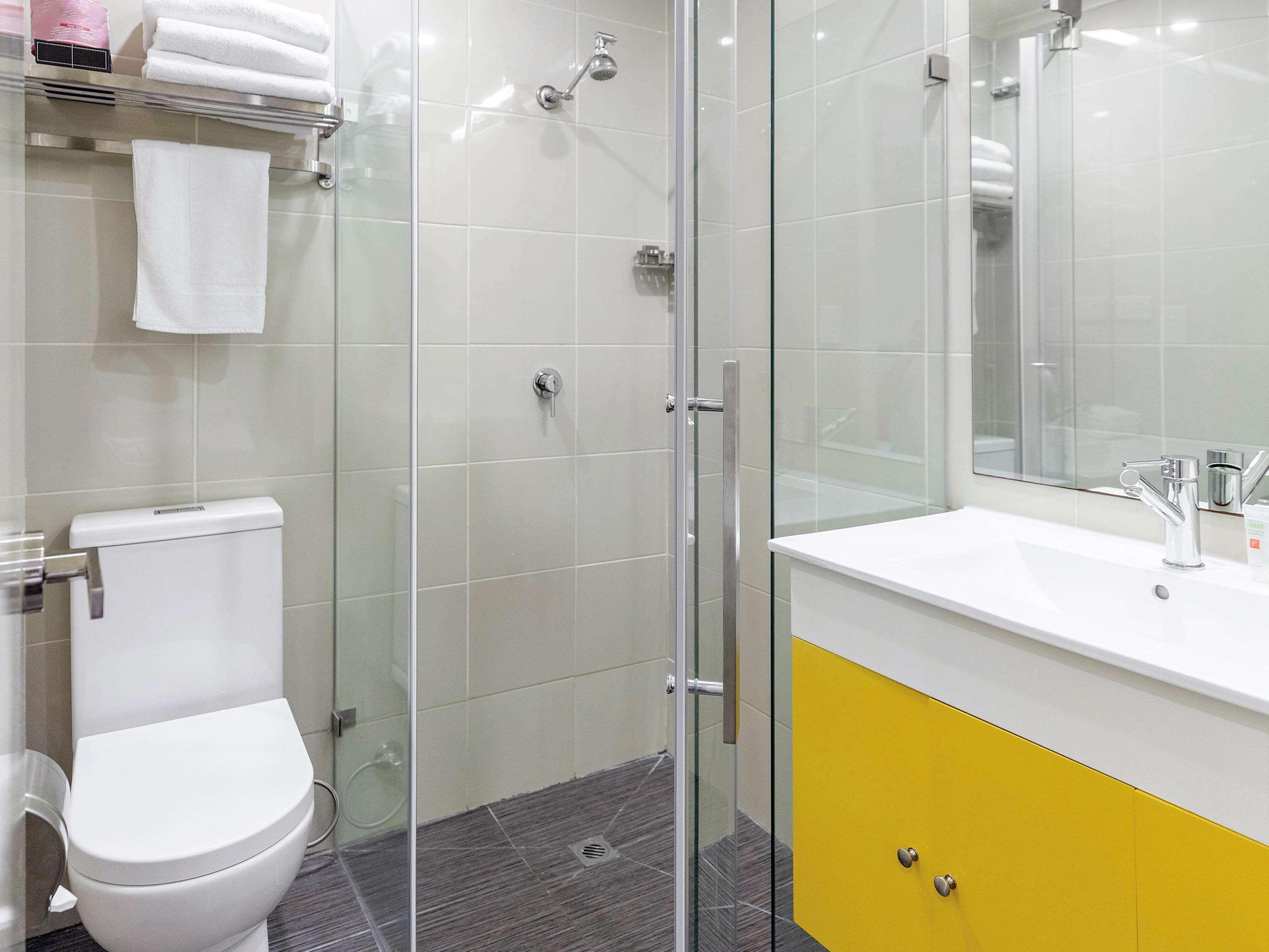 Ibis Styles Kingsgate 3*