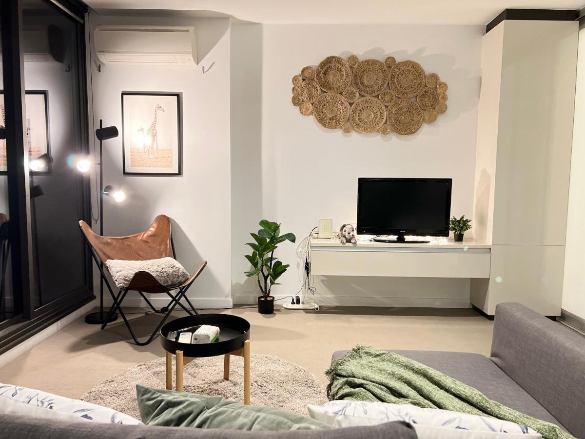 Apartment Cosy 2 Beds 2 Baths Apt With Car Park At Southern Cross
