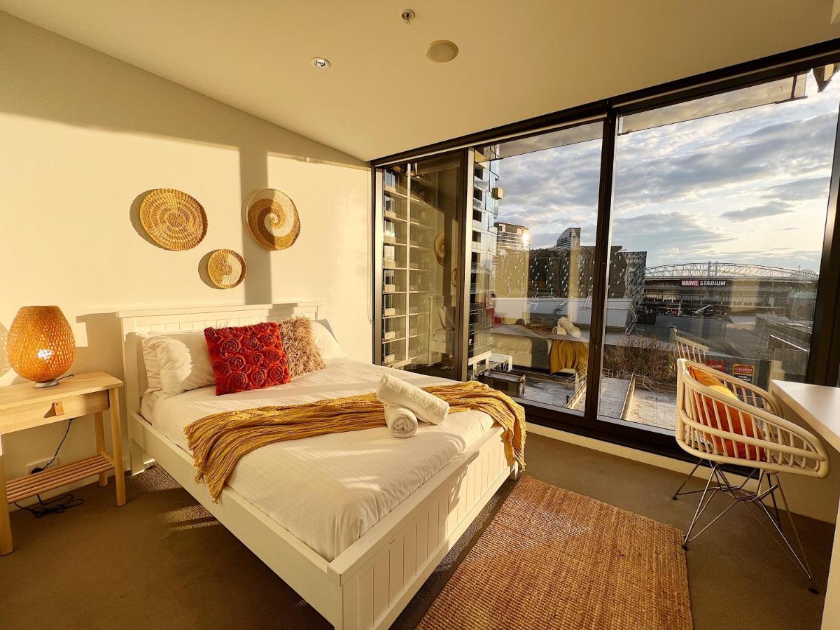Cosy 2 Beds 2 Baths Apt With Car Park At Southern Cross * Melbourne