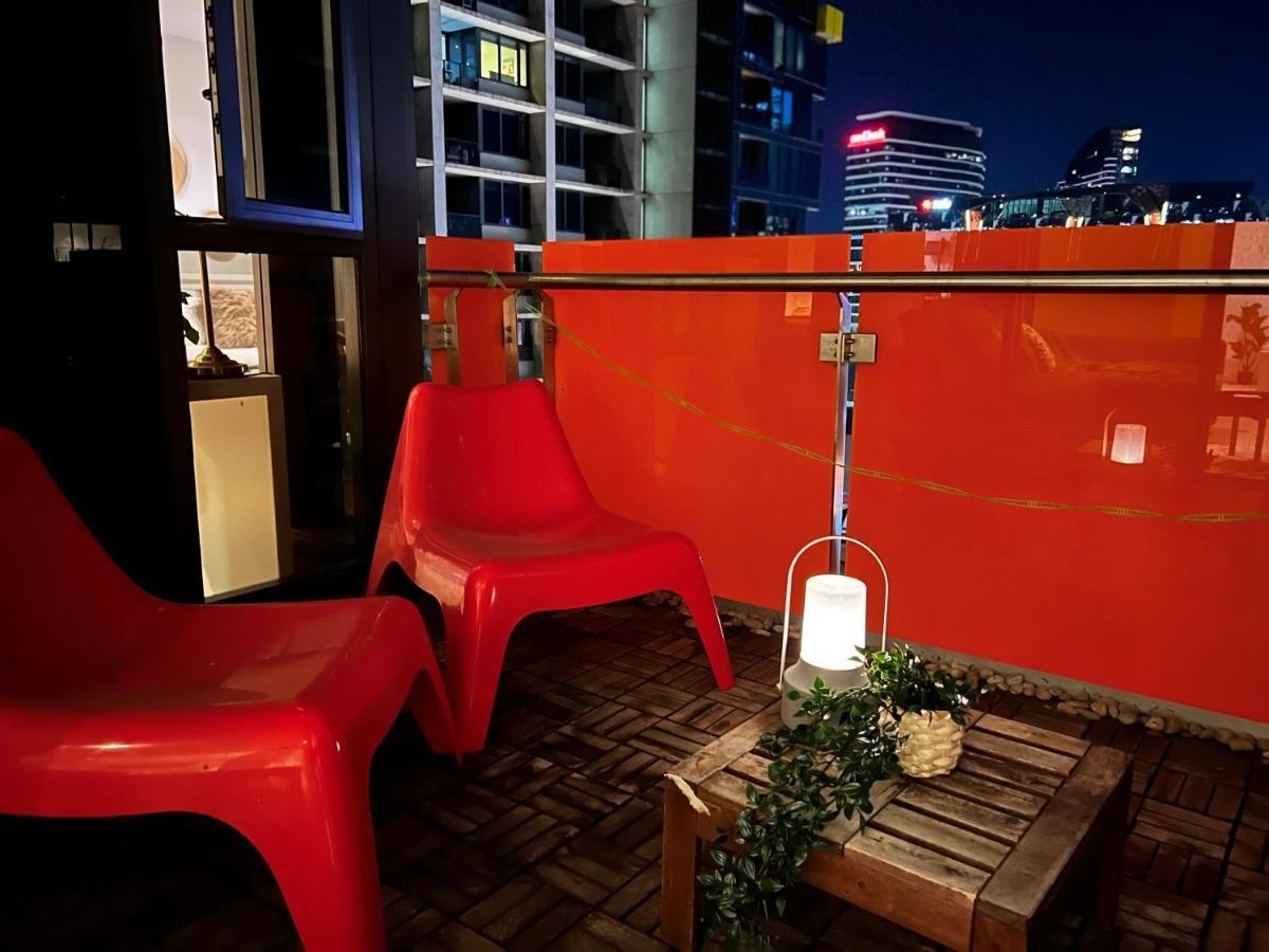 Cosy 2 Beds 2 Baths Apt With Car Park At Southern Cross Apartment Melbourne