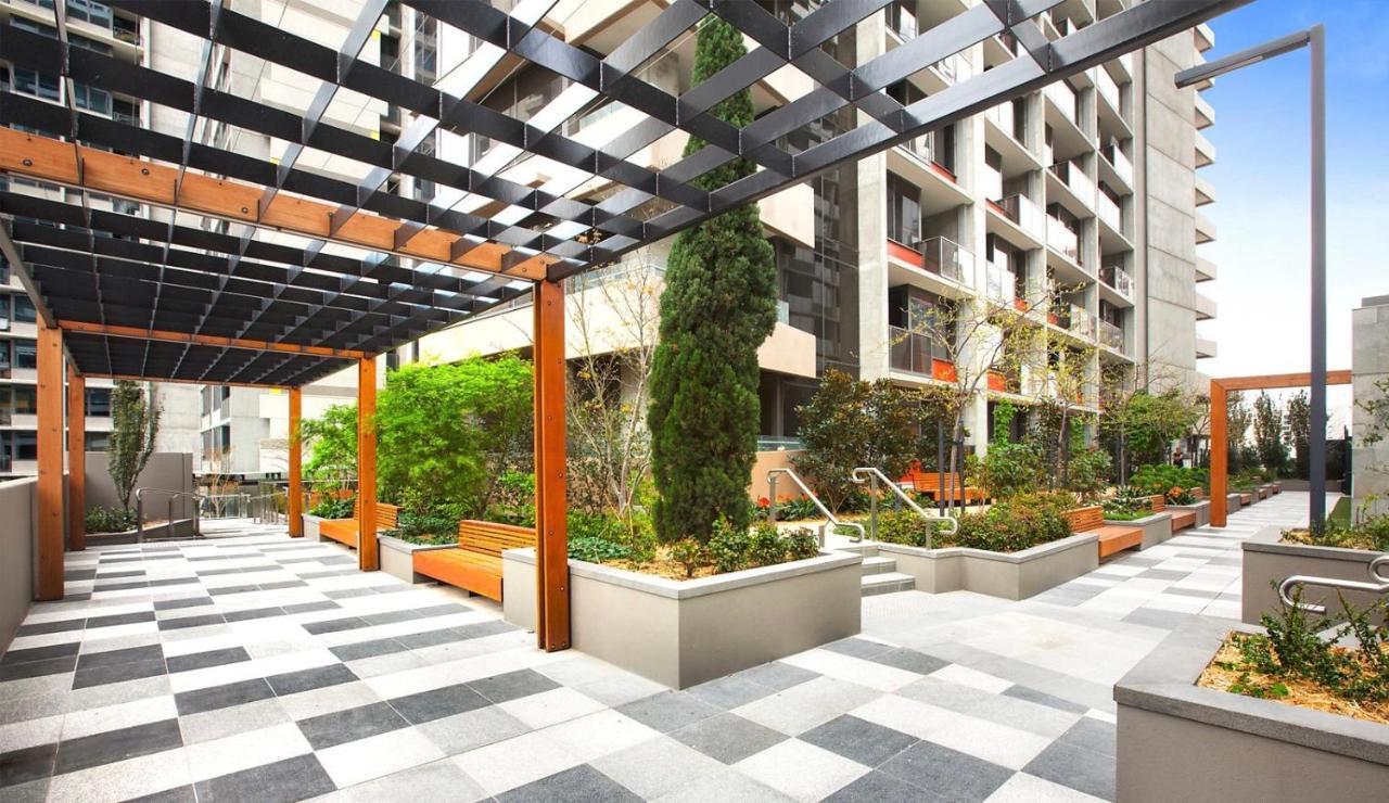 Cosy 2 Beds 2 Baths Apt With Car Park At Southern Cross Apartment Melbourne