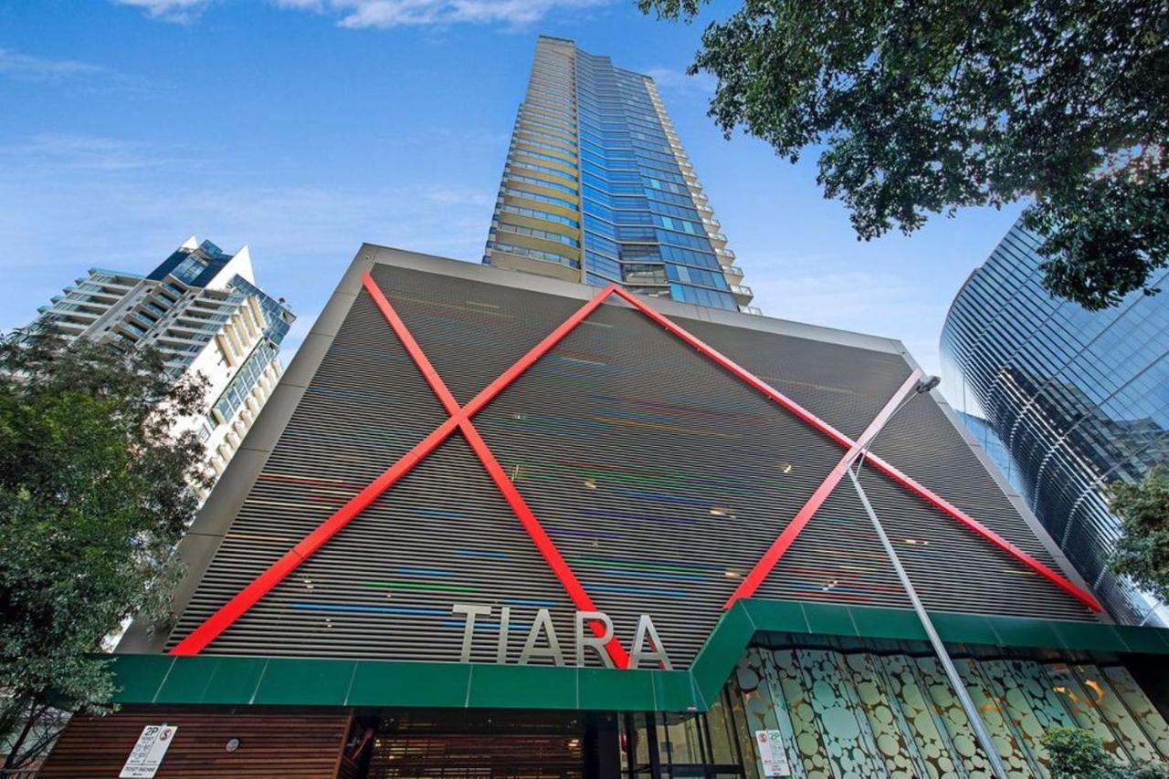 Spacious Family-sized 2br Apt Near Crown Casino + Carpark On Site Apartment Melbourne