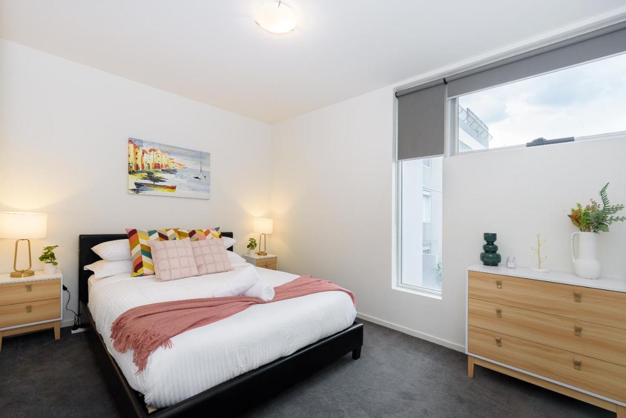 Ultimate Comfort Gem In St Kilda 301 *