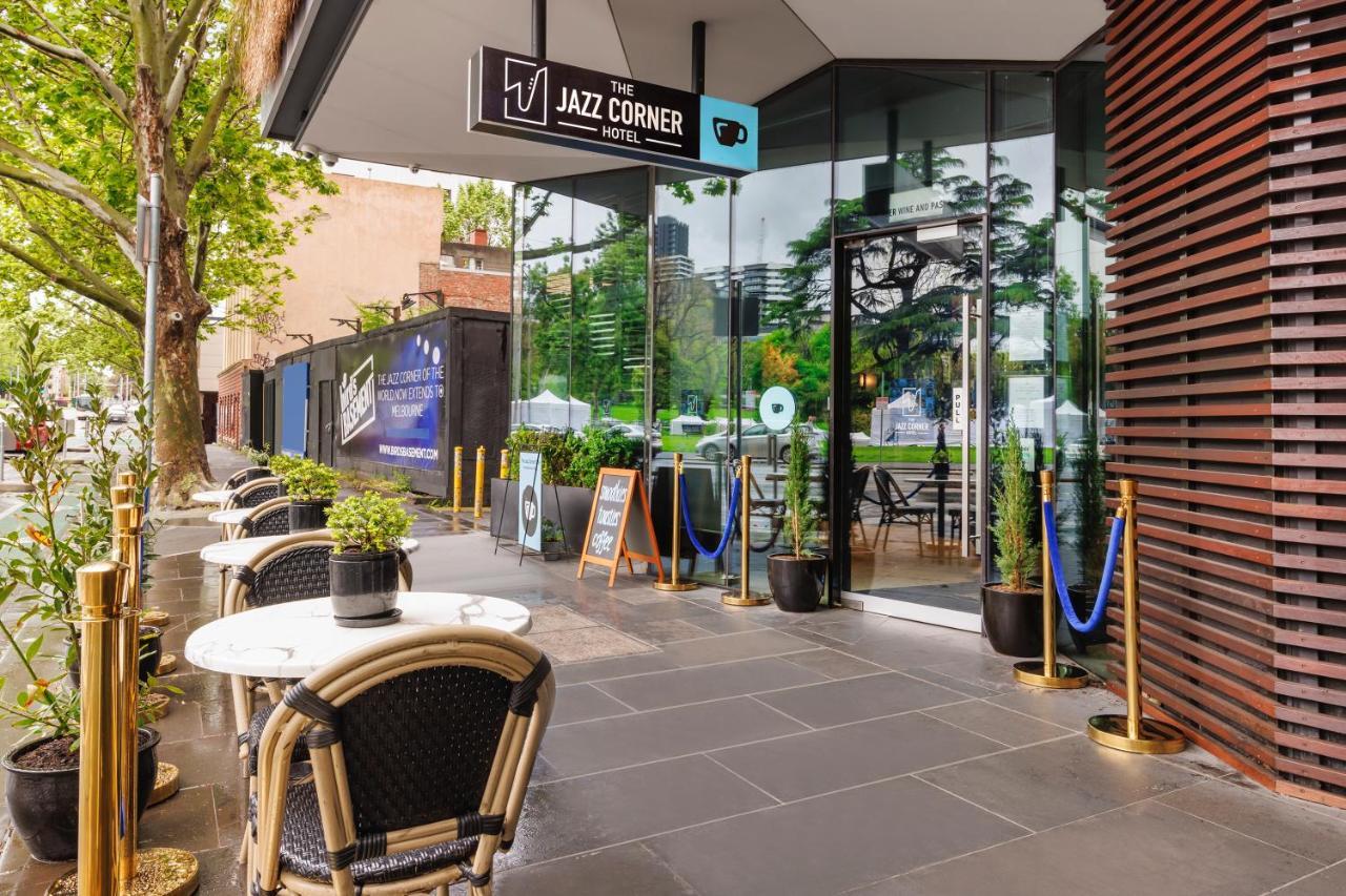 Avani Jazz Corner Residences Hotel 4*