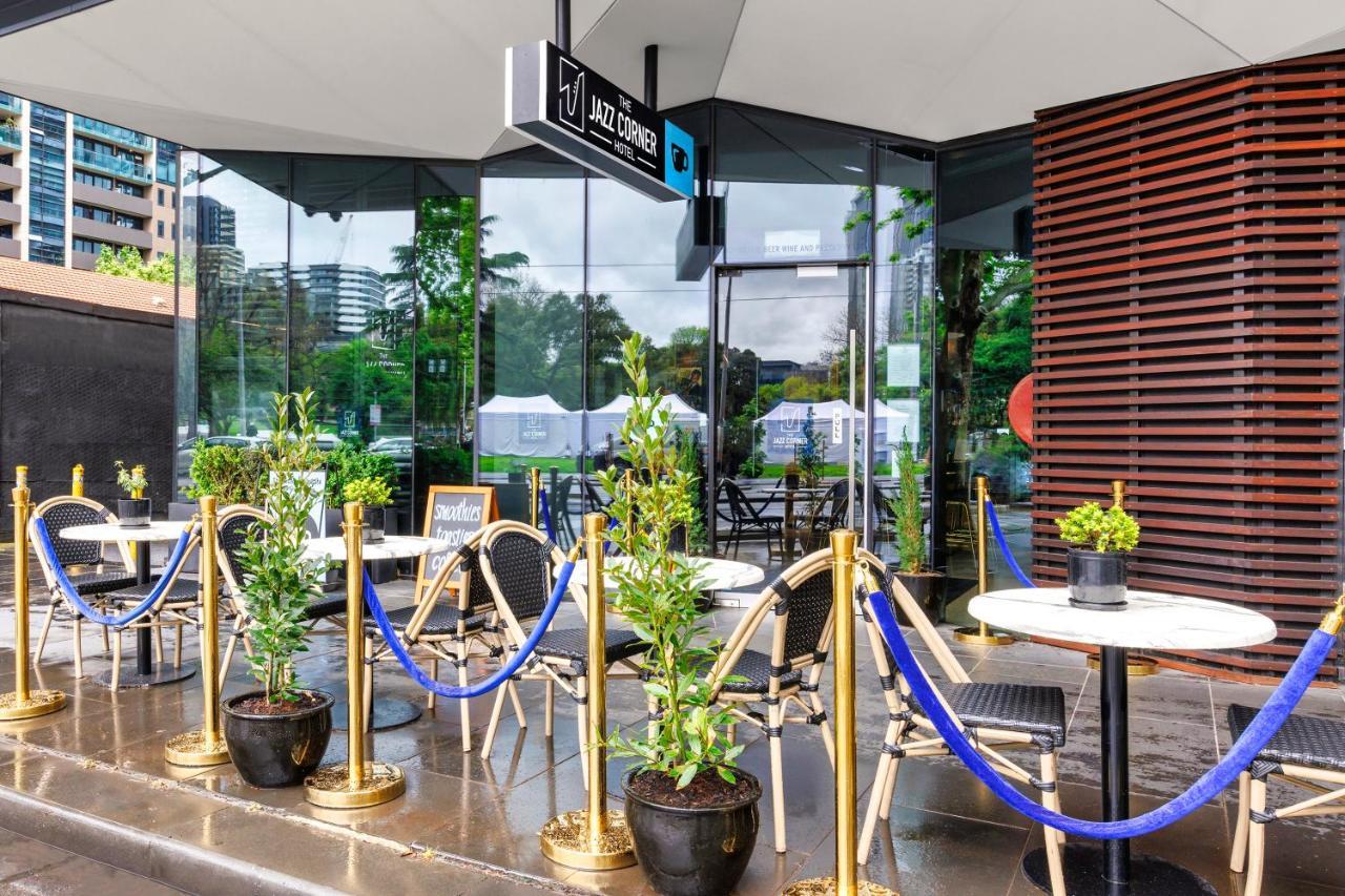 Hotel Avani Jazz Corner Residences 4*