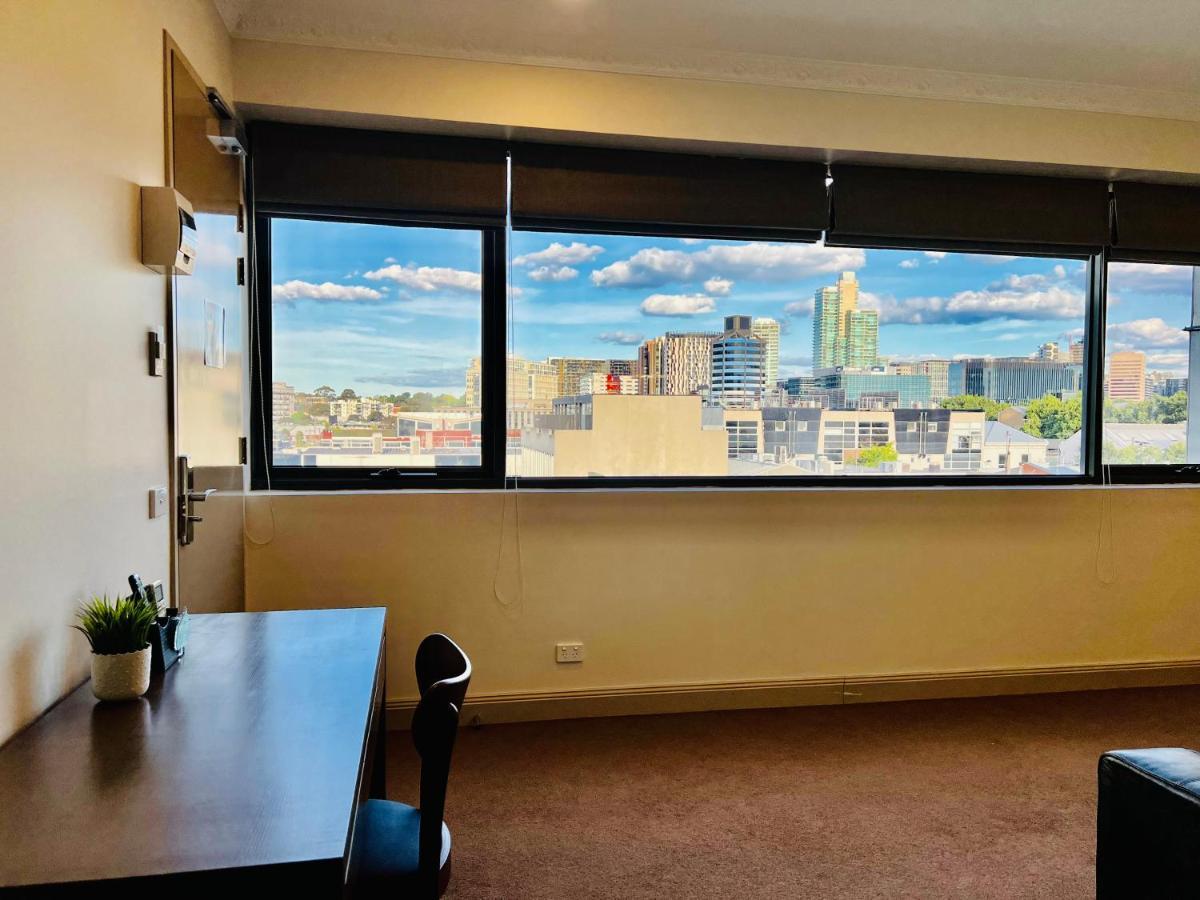 Hotel Clarendon Melbourne