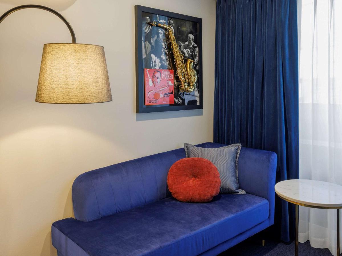 Hotel Avani Jazz Corner Residences 4*