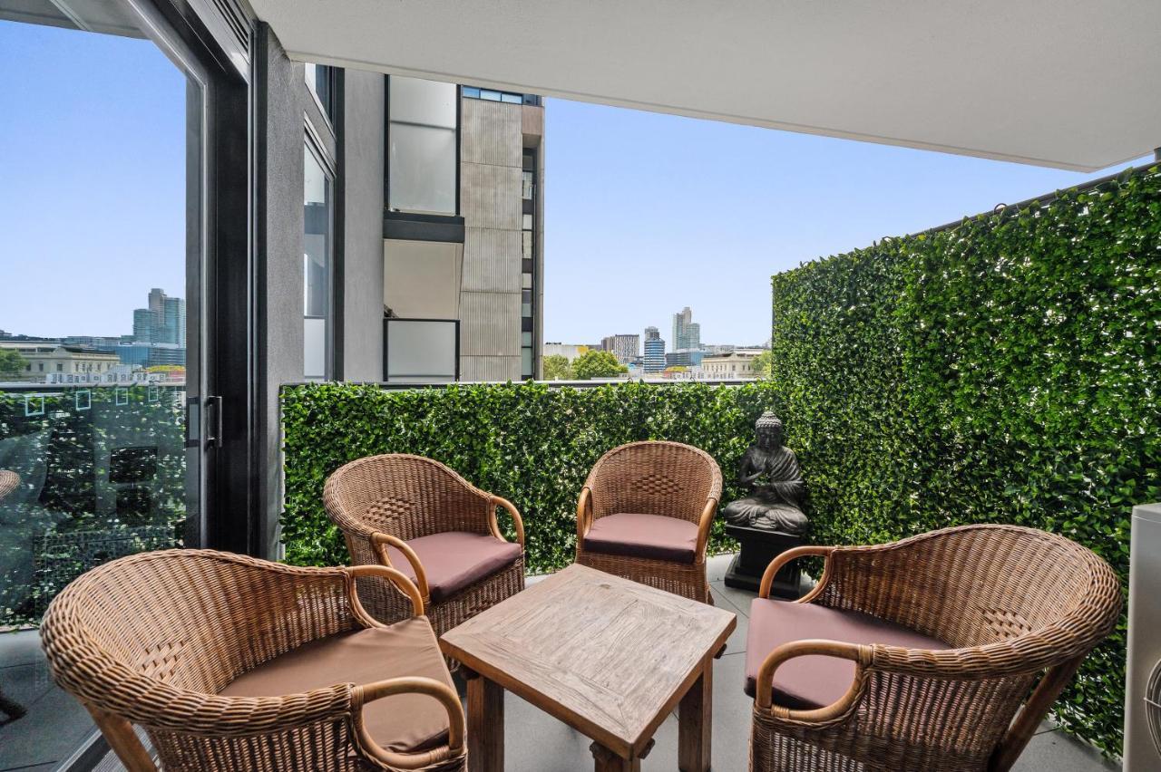 - Teri Aparthotel Melbourne