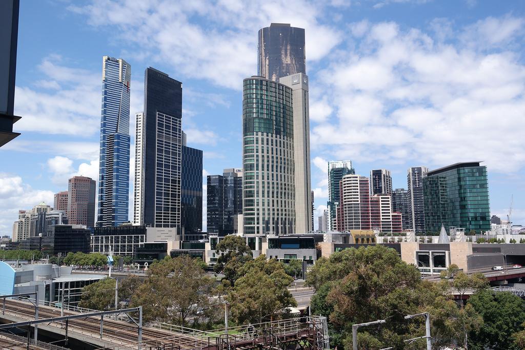 Northbank Residences By Apartments Of Melbourne Aparthotel Melbourne